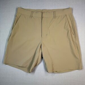 Fabletics Mens The Only Short Unlined Shorts Zipper Pockets Khaki Size 33